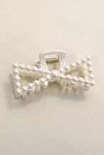 Load image into Gallery viewer, Pearl Hair Claw Clips