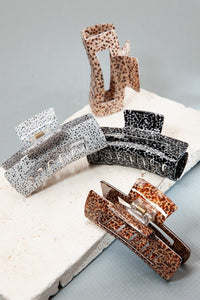 JUMBO RECTANGLE SPECKLED HAIR CLAW CLIP