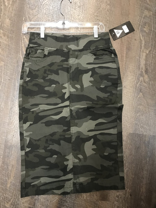 MIDDLE LENGTH TWILL CAMO SKIRT